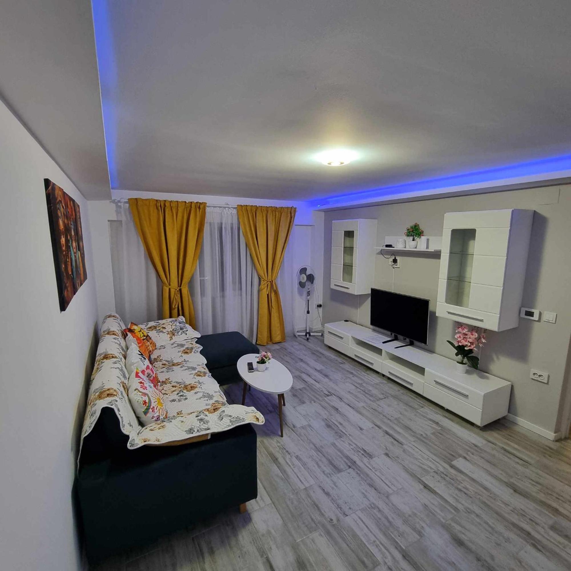 Luxurious Apartment With 3 Rooms And 2 Bathrooms In Corabia מראה חיצוני תמונה